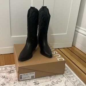 NEW Black Cowboy Boots - Size 7.5